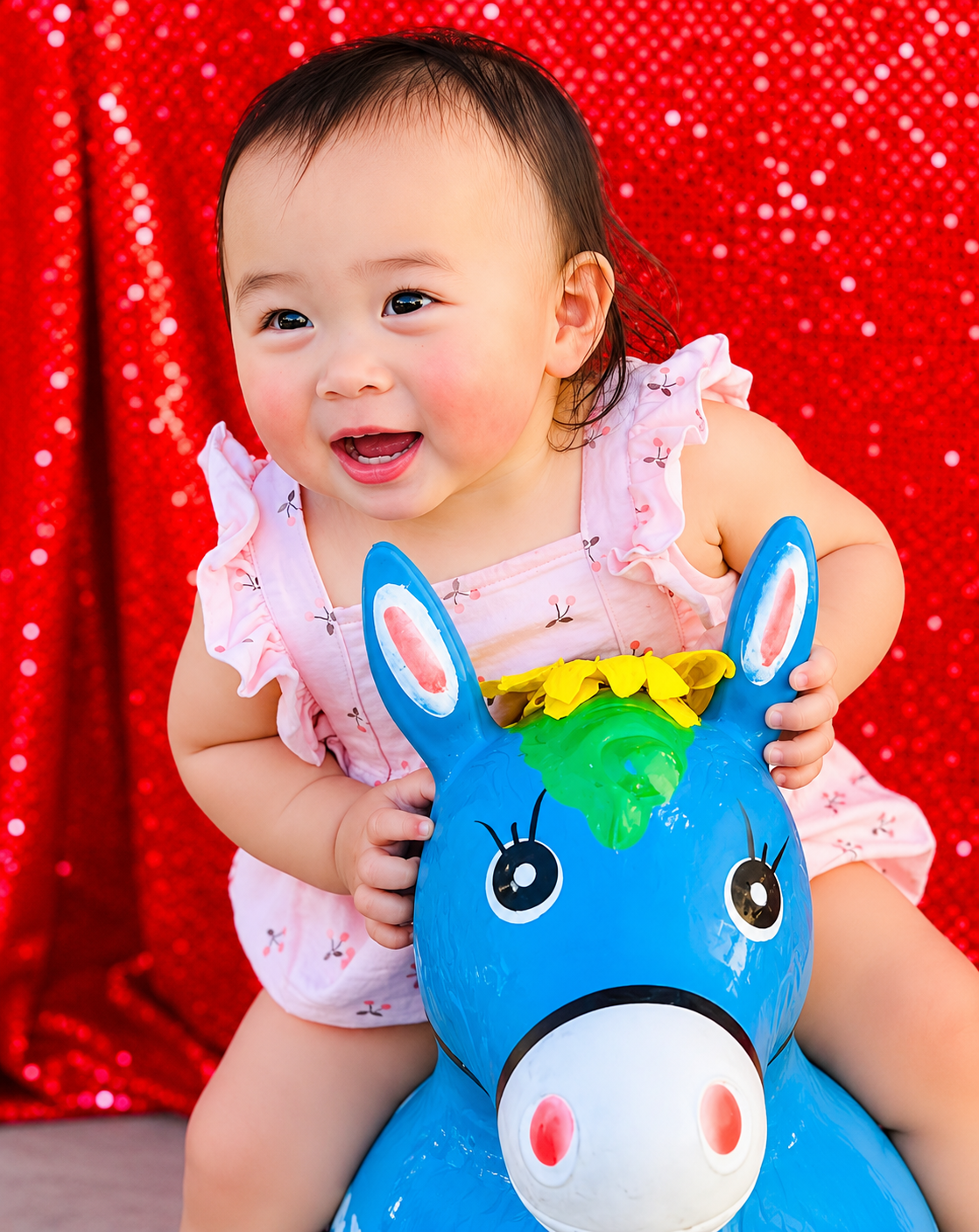 Adorable animal hopper at a Sunshine Hoops party